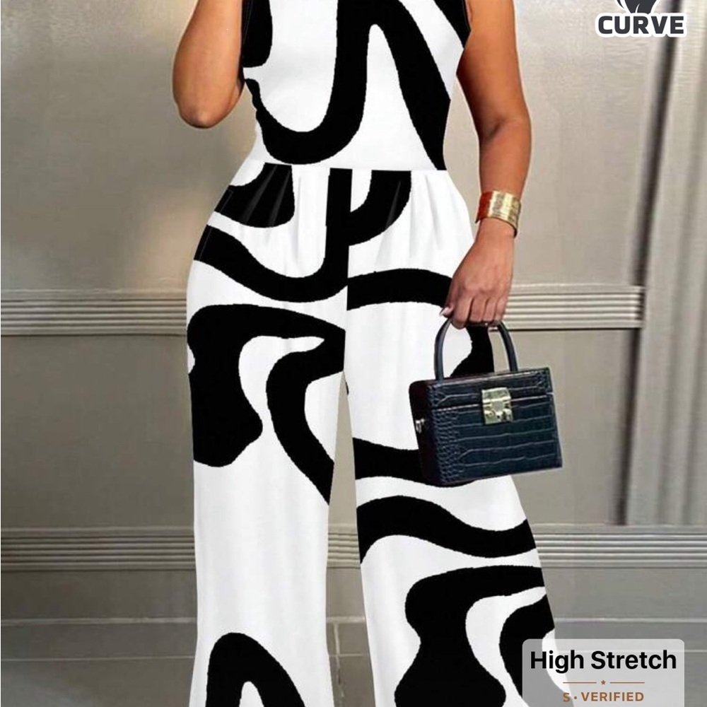 SHEIN Black and White Abstract Jumpsuit with Wide-Leg Design